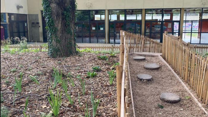 Cour nature de l'école Marcel Pagnol